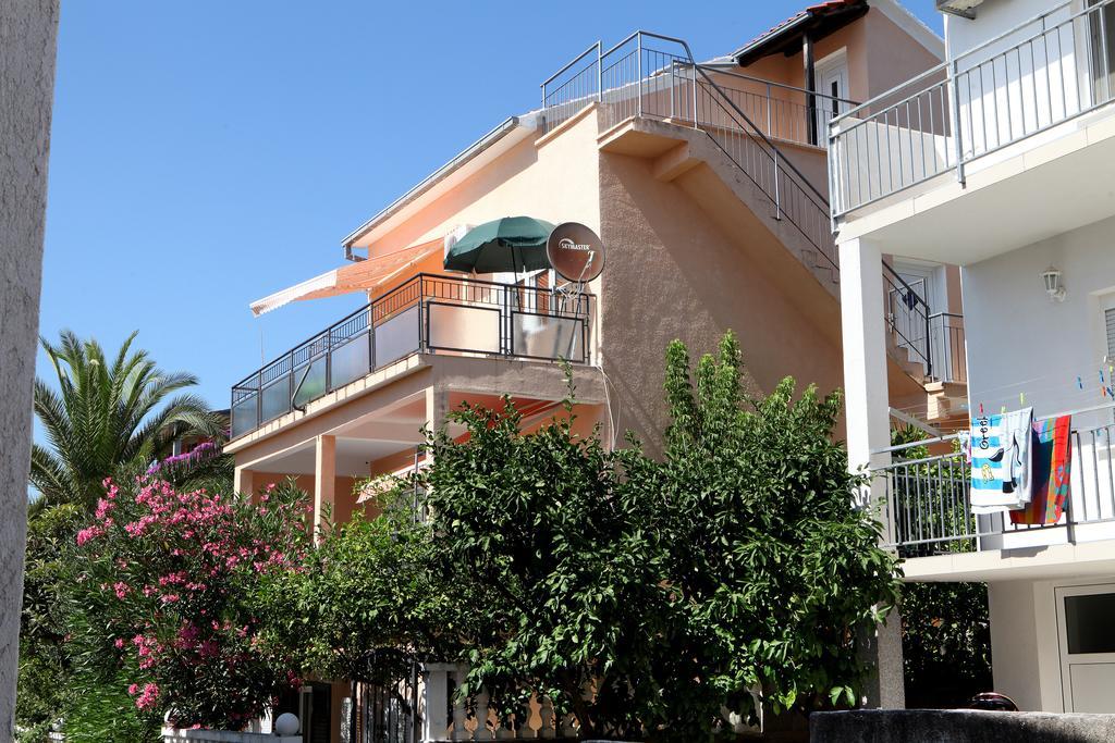 Apartments Jasmin Trogir Luaran gambar