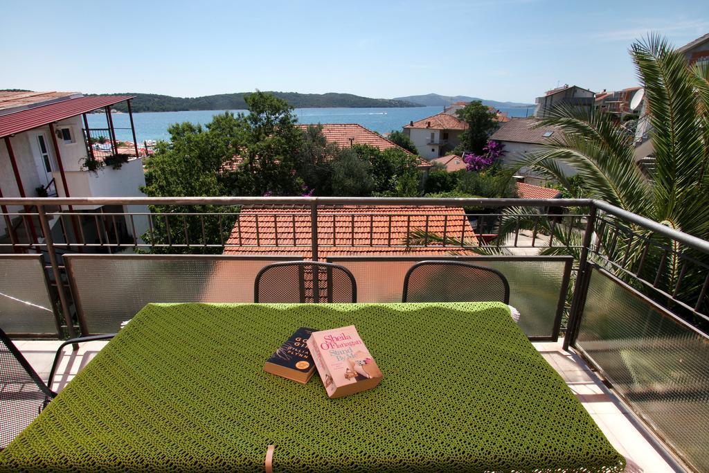 Apartments Jasmin Trogir Luaran gambar